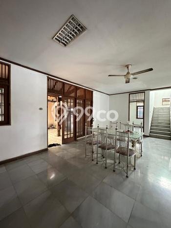 Dijual Rumah Luas Elegan Dengan View Cantik di Lebak Bulus, Jakarta Selatan Dijual Rumah Luas Elegan Dengan View Cantik di Lebak Bulus, Jakarta Selatan