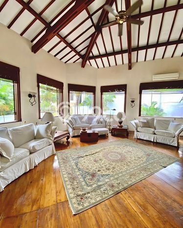 Hunian Strategis 5 KT LB 1130m2 Kondisi Bagus di Pejaten Hunian Strategis 5 KT LB 1130m2 Kondisi Bagus di Pejaten