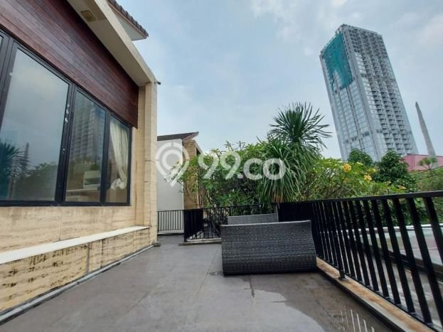 Siap Huni Hunian Elit 4 Kamar di Cilandak Dekat ke Mana Saja Siap Huni Hunian Elit 4 Kamar di Cilandak Dekat ke Mana Saja