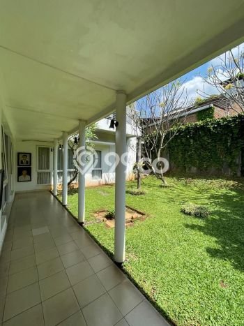 For Sale! Luxury House LT 1020m2 Desain Modern di Kemang For Sale! Luxury House LT 1020m2 Desain Modern di Kemang
