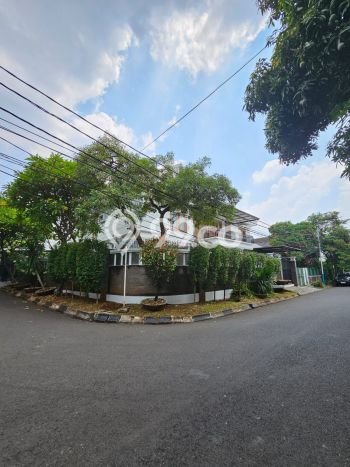 Hunian Super Elit dengan Akses Paling Strategis di Pondok Indah, Jakarta Selatan Hunian Super Elit dengan Akses Paling Strategis di Pondok Indah, Jakarta Selatan