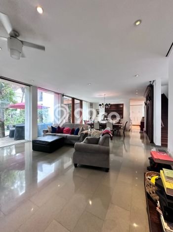 Hot Offer Hunian Premium Ideal dan Luas di Kebayoran Baru, Jakarta Selatan Hot Offer Hunian Premium Ideal dan Luas di Kebayoran Baru, Jakarta Selatan