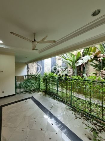 For Sale! Premium House LT 470m2 Desain Modern di Pondok Indah For Sale! Premium House LT 470m2 Desain Modern di Pondok Indah