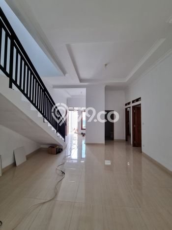 Siap Huni Rumah Mewah 5 Kamar di Cinere Dekat ke Mana Pun Siap Huni Rumah Mewah 5 Kamar di Cinere Dekat ke Mana Pun