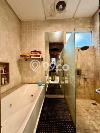 Rumah Eksklusif Siap Huni LT 481m2 di Tebet, Jakarta Selatan Rumah Eksklusif Siap Huni LT 481m2 di Tebet, Jakarta Selatan