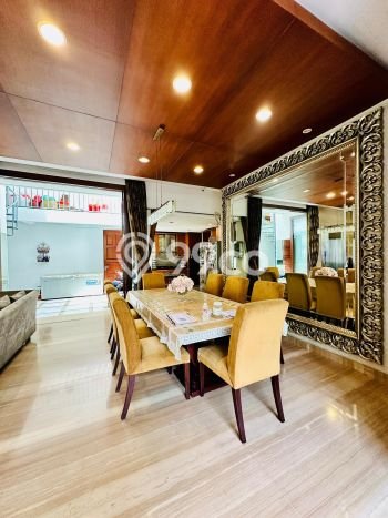 Rumah Eksklusif Siap Huni LT 481m2 di Tebet, Jakarta Selatan Rumah Eksklusif Siap Huni LT 481m2 di Tebet, Jakarta Selatan