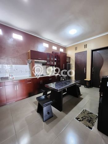 Rumah Elit LB 650m2 Siap Pakai Desain Elegan di Lubang Buaya, Jakarta Timur Rumah Elit LB 650m2 Siap Pakai Desain Elegan di Lubang Buaya, Jakarta Timur