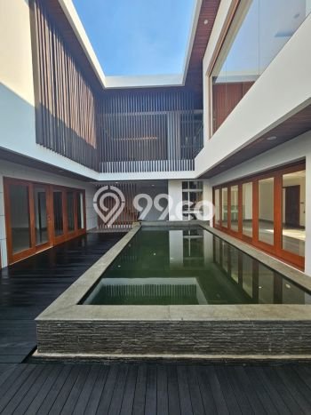 Dijual Rumah Luas Megah Dengan View Eksklusif di Pondok Indah, Jakarta Selatan Dijual Rumah Luas Megah Dengan View Eksklusif di Pondok Indah, Jakarta Selatan