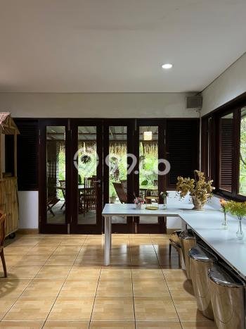 LOKASI TERBAIK! Hotel Kawasan , Luas 3e+07m2m², Jalan Strategis LOKASI TERBAIK! Hotel Kawasan , Luas 3e+07m2m², Jalan Strategis