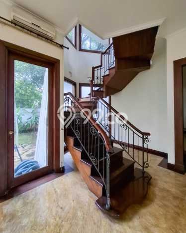 Jual Rumah Luas Elegan Dengan View Cantik di patra kuningan, Jakarta Selatan Jual Rumah Luas Elegan Dengan View Cantik di patra kuningan, Jakarta Selatan