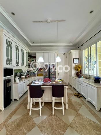 Jual Rumah Mewah Megah Dengan View Cantik di Cipete, Jakarta Selatan Jual Rumah Mewah Megah Dengan View Cantik di Cipete, Jakarta Selatan