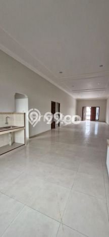 Ruko untuk Disewa di Pusat Semarang Luas Bangunan 800m2 Ruko untuk Disewa di Pusat Semarang Luas Bangunan 800m2