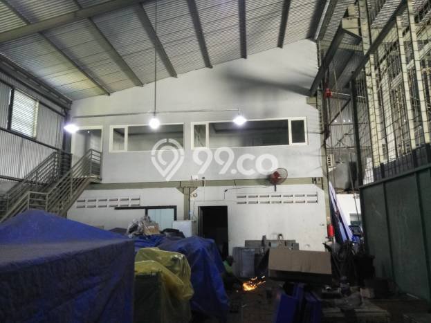 Unit Gudang Dijual di Rungkut Surabaya 450m2 Unit Gudang Dijual di Rungkut Surabaya 450m2