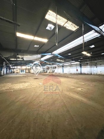 Gudang untuk Disewa di Pusat Tangerang Luas Bangunan 1296m2 Gudang untuk Disewa di Pusat Tangerang Luas Bangunan 1296m2