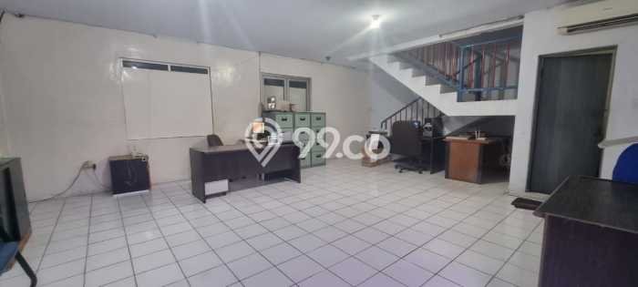 Untuk Dijual! Gudang di Daan Mogot Tangerang LT 684m2 / LB 415m2 Kawasan Strategis Untuk Dijual! Gudang di Daan Mogot Tangerang LT 684m2 / LB 415m2 Kawasan Strategis