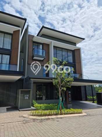 Rumah 5 KT 5 KM LT 276m², Luas Bangunan 441m² di BSD, Tangerang Rumah 5 KT 5 KM LT 276m², Luas Bangunan 441m² di BSD, Tangerang
