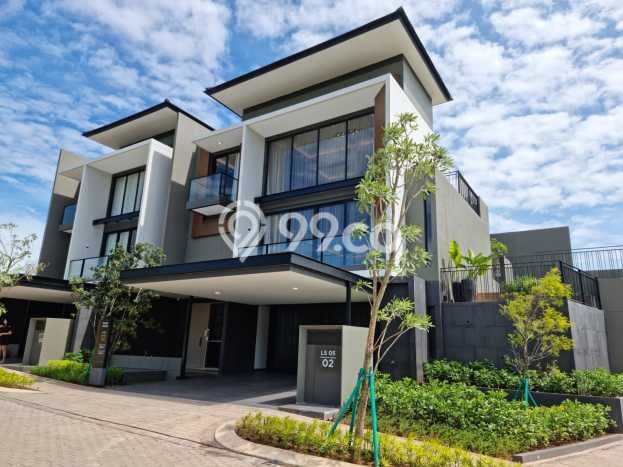 Rumah 5 KT 5 KM LT 276m², Luas Bangunan 441m² di BSD, Tangerang Rumah 5 KT 5 KM LT 276m², Luas Bangunan 441m² di BSD, Tangerang