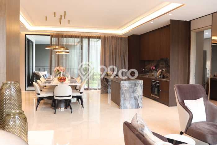 Rumah 5 KT 5 KM LT 276m², Luas Bangunan 441m² di BSD, Tangerang Rumah 5 KT 5 KM LT 276m², Luas Bangunan 441m² di BSD, Tangerang