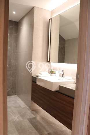 Rumah 5 KT 5 KM LT 276m², Luas Bangunan 441m² di BSD, Tangerang Rumah 5 KT 5 KM LT 276m², Luas Bangunan 441m² di BSD, Tangerang