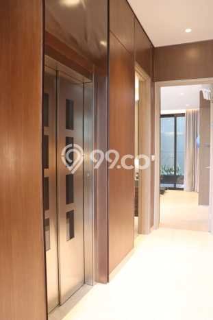 Rumah 5 KT 5 KM LT 276m², Luas Bangunan 441m² di BSD, Tangerang Rumah 5 KT 5 KM LT 276m², Luas Bangunan 441m² di BSD, Tangerang