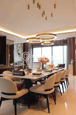 Rumah 5 KT 5 KM LT 276m², Luas Bangunan 441m² di BSD, Tangerang Rumah 5 KT 5 KM LT 276m², Luas Bangunan 441m² di BSD, Tangerang