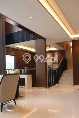 Rumah 5 KT 5 KM LT 276m², Luas Bangunan 441m² di BSD, Tangerang Rumah 5 KT 5 KM LT 276m², Luas Bangunan 441m² di BSD, Tangerang