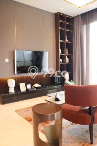 Rumah 5 KT 5 KM LT 276m², Luas Bangunan 441m² di BSD, Tangerang Rumah 5 KT 5 KM LT 276m², Luas Bangunan 441m² di BSD, Tangerang
