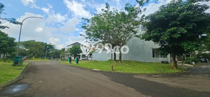 Tanah Dijual Area Strategis di BSD Tangerang 205m2 Tanah Dijual Area Strategis di BSD Tangerang 205m2