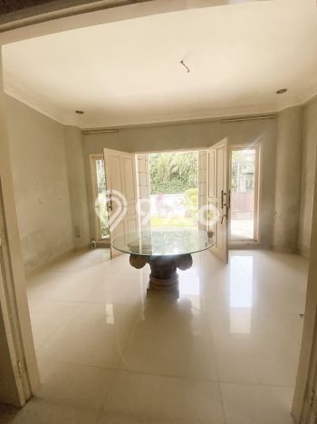 Rumah 6 Kamar Siap Huni Dikontrakkan di Menteng Harga Kompetitif Rumah 6 Kamar Siap Huni Dikontrakkan di Menteng Harga Kompetitif