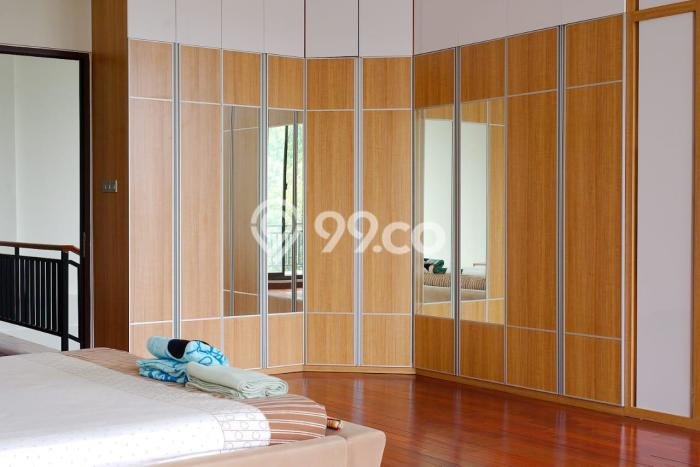 Rumah Luxury Modern Siap Huni di BSD Tangerang Rumah Luxury Modern Siap Huni di BSD Tangerang