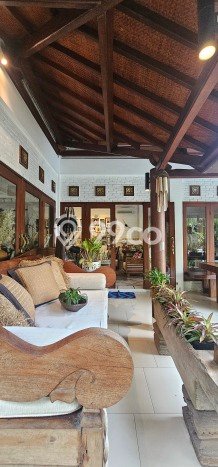Jual Rumah Mewah Elegan Dengan View Cantik di Bintaro, Tangerang Selatan Jual Rumah Mewah Elegan Dengan View Cantik di Bintaro, Tangerang Selatan