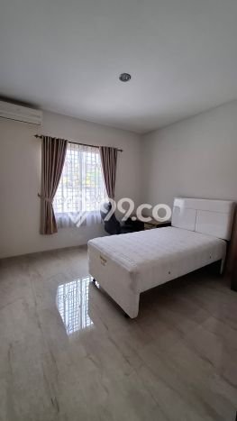 Hunian Elit LB 190m2 Siap Pakai Desain Elegan di BSD, Tangerang Hunian Elit LB 190m2 Siap Pakai Desain Elegan di BSD, Tangerang