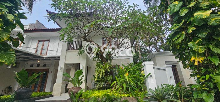 Jual Rumah Mewah Elegan Dengan View Cantik di Bintaro, Tangerang Selatan Jual Rumah Mewah Elegan Dengan View Cantik di Bintaro, Tangerang Selatan