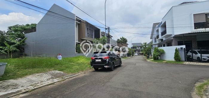 Tanah Komersial Dijual di BSD Tangerang Selatan 200m2 Tanah Komersial Dijual di BSD Tangerang Selatan 200m2