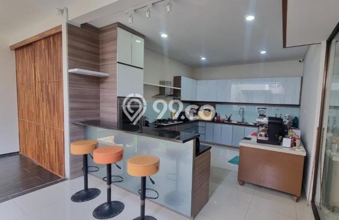 Rumah di Padalarang, Bandung, LT 707m² LB 360m² Rumah di Padalarang, Bandung, LT 707m² LB 360m²
