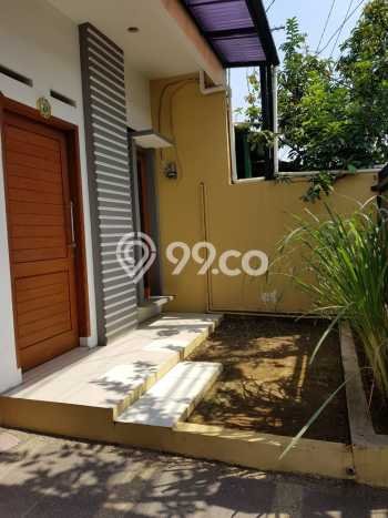 Rumah area Taman Kopo Indah, Bandung, Luas 96m² Bangunan 170m² Rumah area Taman Kopo Indah, Bandung, Luas 96m² Bangunan 170m²