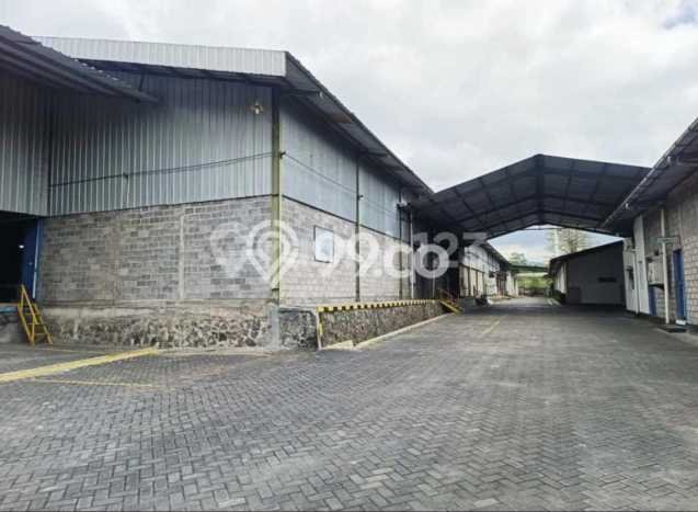 Unit Gudang Dijual di Tengaran Semarang Luas Bangunan 13000m2 Unit Gudang Dijual di Tengaran Semarang Luas Bangunan 13000m2