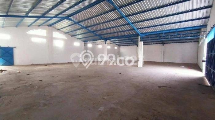 Gudang bagus disewakan di Gondangrejo Karanganyar dengan LB 500m2 harga sewa terbaik Gudang bagus disewakan di Gondangrejo Karanganyar dengan LB 500m2 harga sewa terbaik