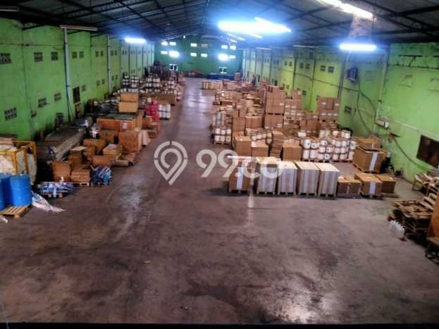 Gudang untuk disewa di Colomadu punya LT 1800m2 & LB 1500m2 harga sewa kompetitif Gudang untuk disewa di Colomadu punya LT 1800m2 & LB 1500m2 harga sewa kompetitif