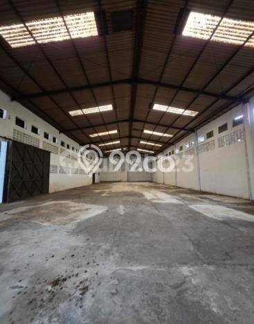 Unit Gudang Dijual di Kartasura Sukoharjo Luas Bangunan 3500m2 Unit Gudang Dijual di Kartasura Sukoharjo Luas Bangunan 3500m2
