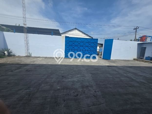 Unit Gudang Dijual di Grogol Sukoharjo Luas Tanah 3200m2, Luas Bangunan 2200m2 Unit Gudang Dijual di Grogol Sukoharjo Luas Tanah 3200m2, Luas Bangunan 2200m2