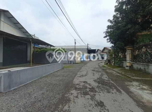 Gudang disewakan di Gatak Sukoharjo dengan luas bangunan 2400m2 Gudang disewakan di Gatak Sukoharjo dengan luas bangunan 2400m2