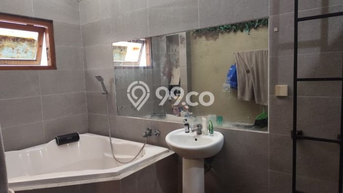 Rumah Minimalis 4 KT LT 203m2 di Mojosongo Rumah Minimalis 4 KT LT 203m2 di Mojosongo