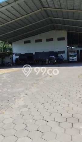 Unit Gudang Dijual di Yogyakarta LT 5000m2 & LB 4040m2 Unit Gudang Dijual di Yogyakarta LT 5000m2 & LB 4040m2
