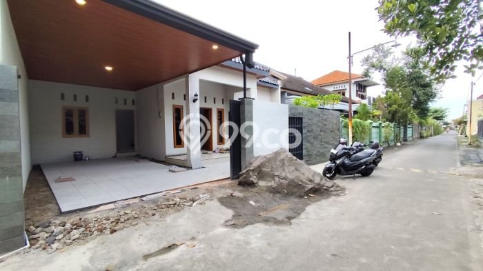 Hunian Cantik Minimalis Lb 135m2 di Banyuanyar, Solo Hunian Cantik Minimalis Lb 135m2 di Banyuanyar, Solo