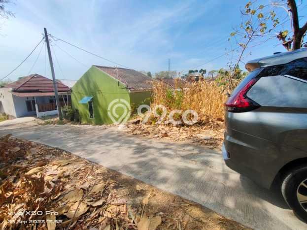 Tanah di Gondangrejo, Karanganyar Luas 4400m2 Dijual Segera Tanah di Gondangrejo, Karanganyar Luas 4400m2 Dijual Segera
