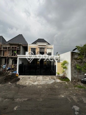 Rumah PREMIUM di Gamping, Sleman, Luas 187m² LB 135m² HARGA TERBAIK! Rumah PREMIUM di Gamping, Sleman, Luas 187m² LB 135m² HARGA TERBAIK!