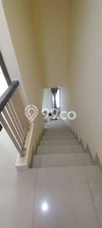 Rumah Kontrakan Jakarta Barat LT 60m2 LB 87m2 Kawasan Green Lake City Rumah Kontrakan Jakarta Barat LT 60m2 LB 87m2 Kawasan Green Lake City