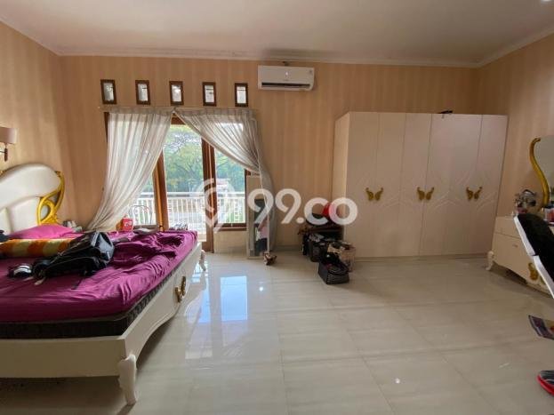Rumah Elit Modern Tanpa Renovasi di BSD Nusaloka Tangerang Rumah Elit Modern Tanpa Renovasi di BSD Nusaloka Tangerang