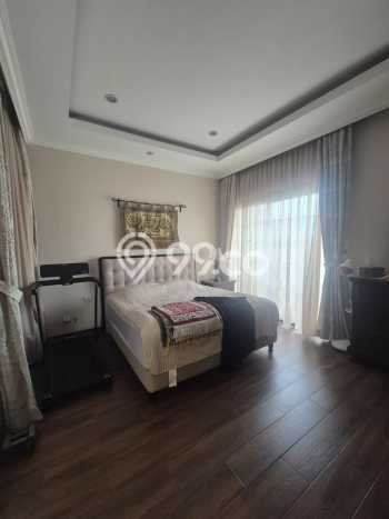 Rumah Mewah LB 150m2 Siap Huni Desain Elegan di BSD Griya Loka, Tangerang Rumah Mewah LB 150m2 Siap Huni Desain Elegan di BSD Griya Loka, Tangerang